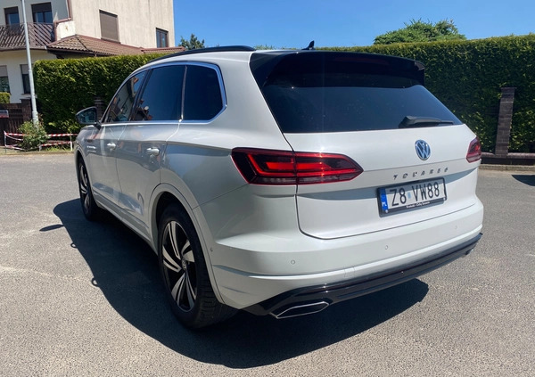 Volkswagen Touareg cena 219900 przebieg: 124000, rok produkcji 2018 z Szczecin małe 631